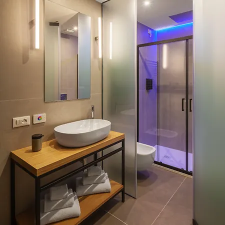 Urban Karalis By Accomodo